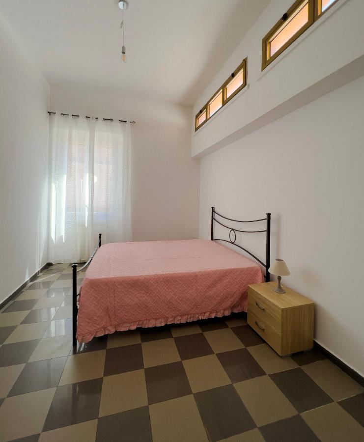 Casa Vacanze La Dimora Allegra ลาดิสโปลี ภายนอก รูปภาพ