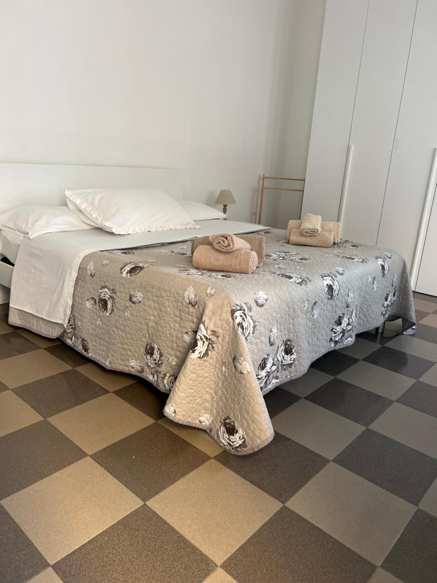 Casa Vacanze La Dimora Allegra ลาดิสโปลี ภายนอก รูปภาพ