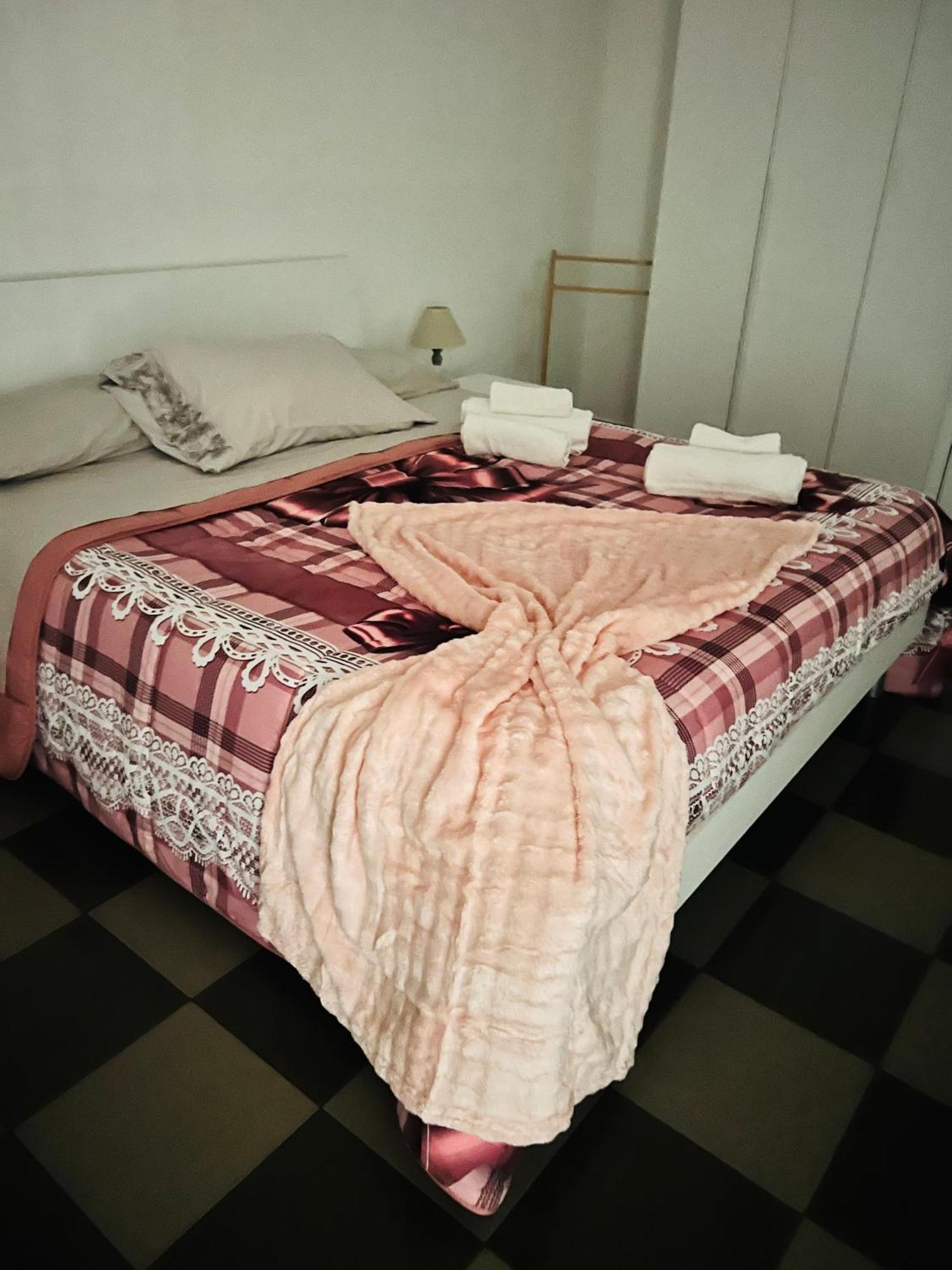 Casa Vacanze La Dimora Allegra ลาดิสโปลี ภายนอก รูปภาพ